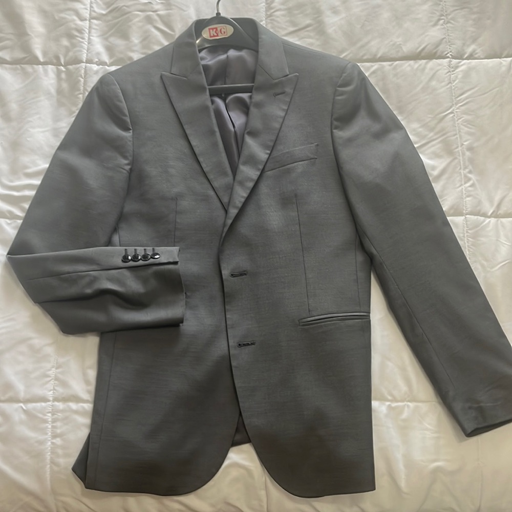 J. Ferrar slim suit